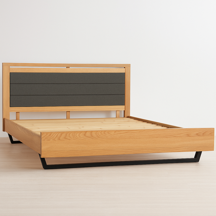 Fusion 4'6 Upholstered Bed