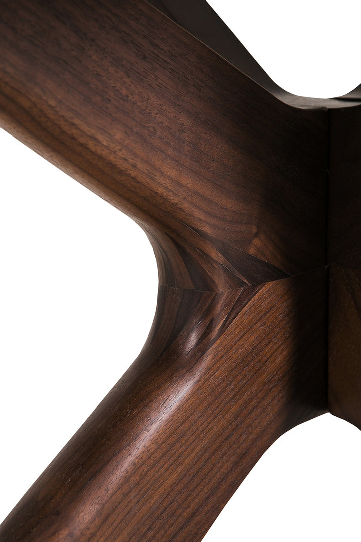 Ariya Dining Table with Mortiz Dining Chairs