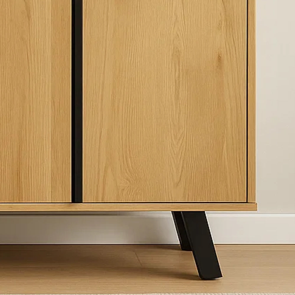 Hereford Oak Sideboard - 3 Door