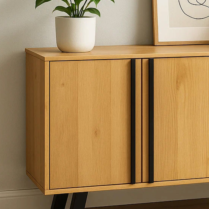 Hereford Oak Sideboard - 3 Door