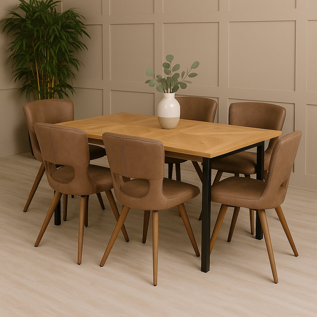Harlem Extending Dining Table with Tronto Vintage Chairs