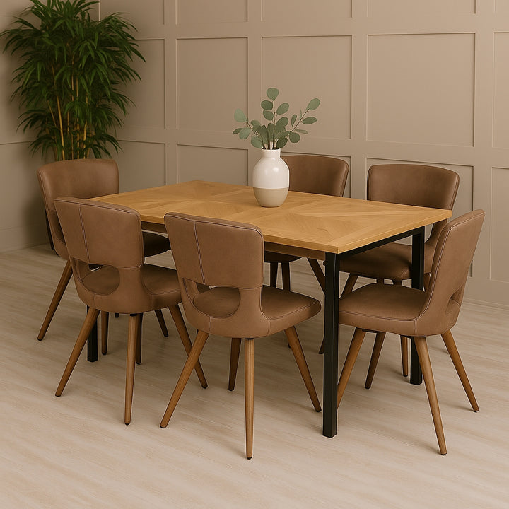 Harlem Extending Dining Table with Tronto Vintage Chairs