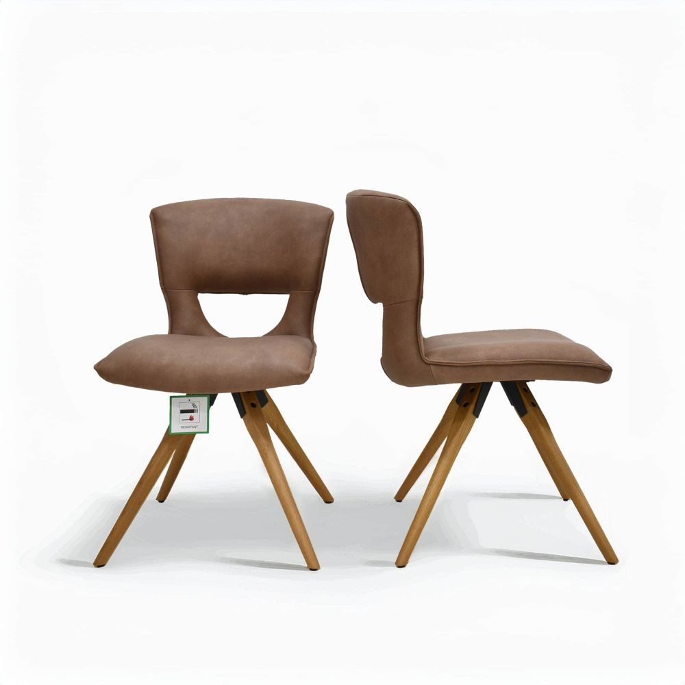 Harlem Extending Dining Table with Tronto Vintage Chairs